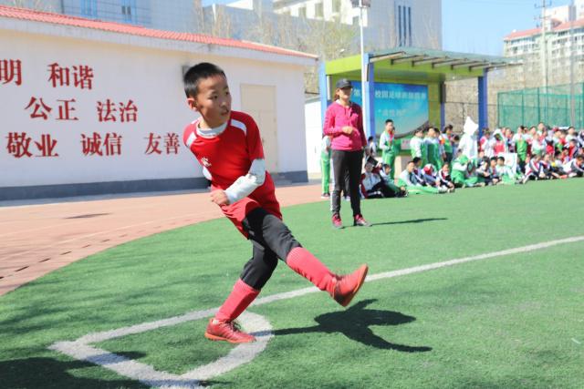 乐玩LEWIN-(国际).顶奢体验联系我们页面横幅图